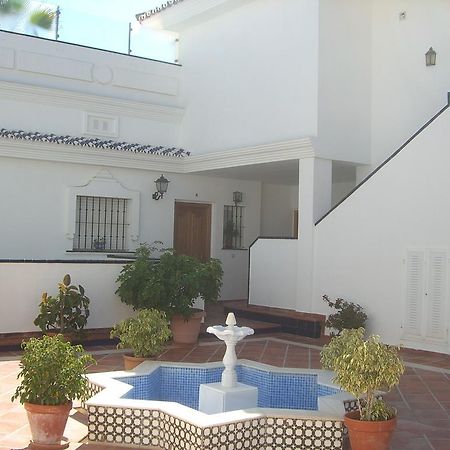 Apt Mijas Costa Arkadia Beach El Faro Marvellous Frontbeach With Stunning Seaviews And Historic Lighthouse Fuengirola Esterno foto
